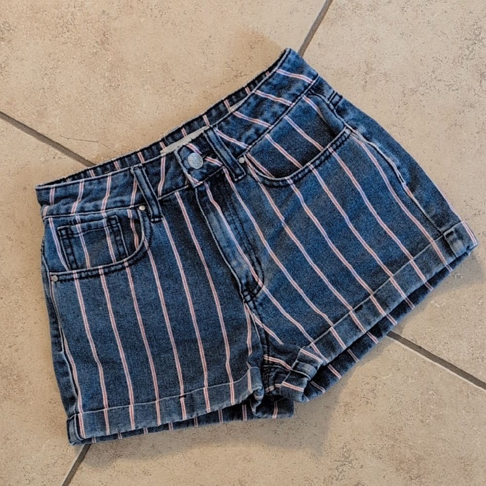 PacSun Striped Red White Blue Denim Jean Mom Short - Size 24